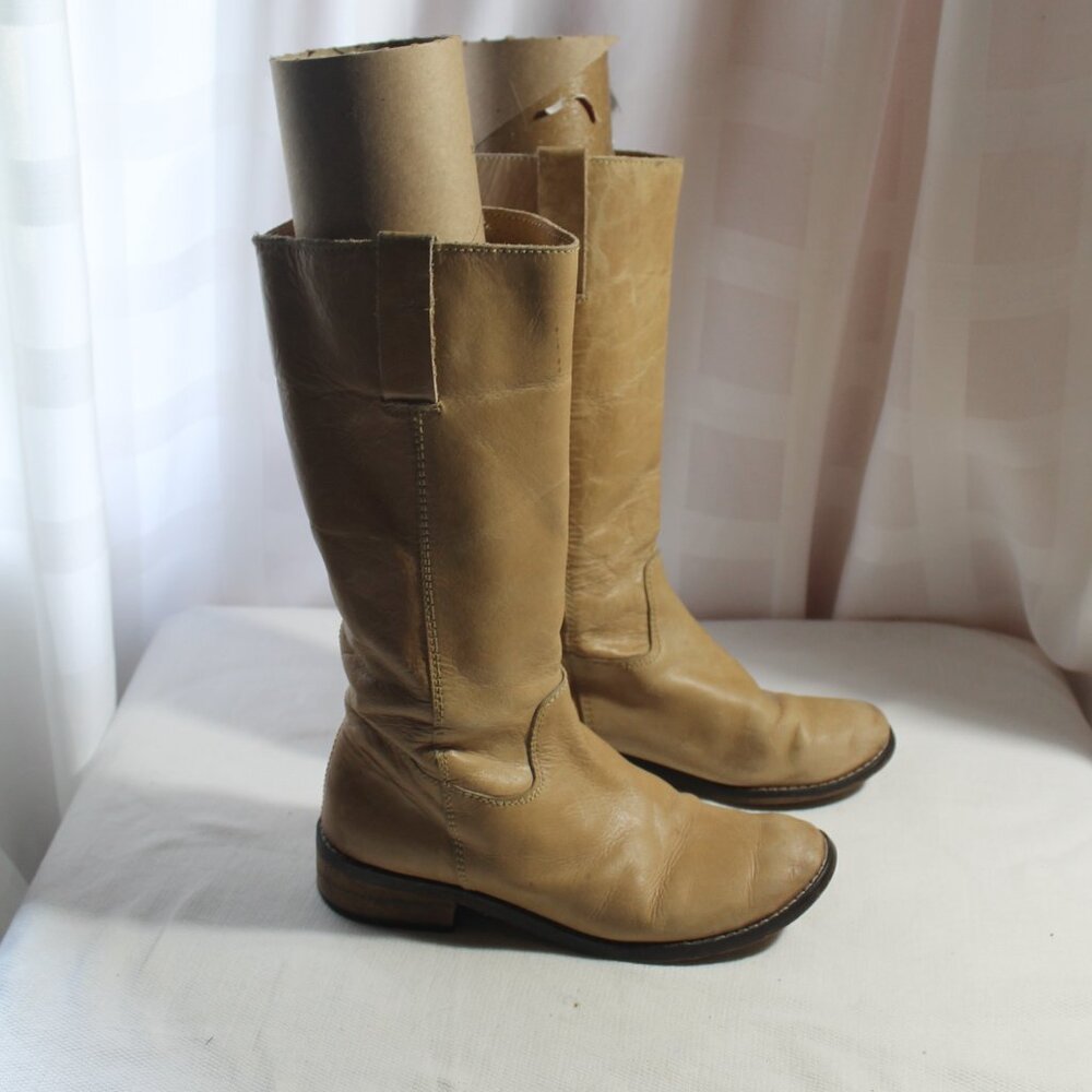 MIA Beige Leather Western Cowgirl Boots, 7.5